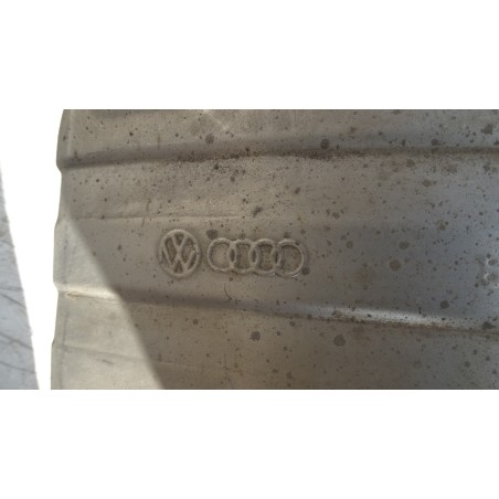 WYDECH KOŃCOWY AUDI A4 B8 2.0TDI 8K0253411D 8K0253611H
