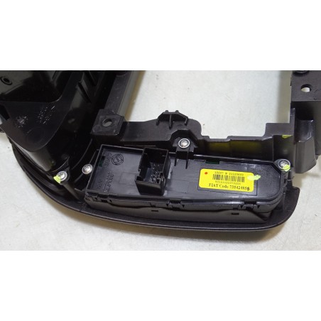 RAMKA RADIA FIAT BRAVO II 1.9JTD 735424852 226571