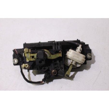 WKŁADKA ZAMKA KLAPY AUDI A3 8L 1.9TDI 8D9827565H