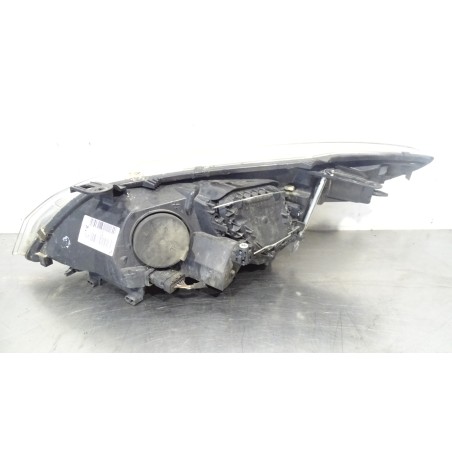 LAMPA PRAWA PRZEDNIA RENAULT MEGANE III 1.5DCI 260100017R 030124420200