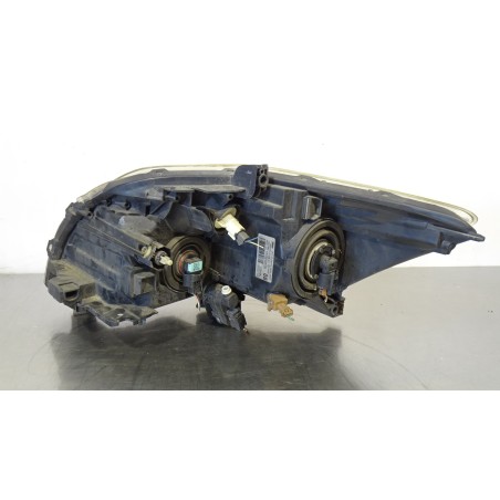 LAMPA PRAWA PRZEDNIA TOYOTA AURIS 2.0D4D 81110-02470