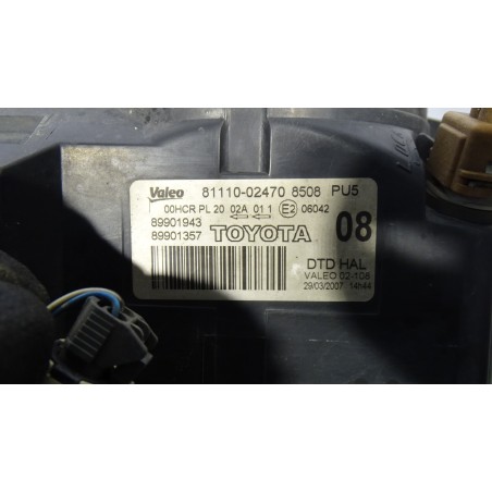 LAMPA PRAWA PRZEDNIA TOYOTA AURIS 2.0D4D 81110-02470