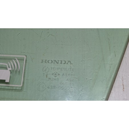 SZYBA BOCZNA PRAWA PRZEDNIA DRZWI HONDA ACCORD VII 