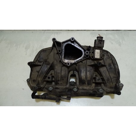 KOLEKTOR SSĄCY VOLKSWAGEN  GOLF V 1.4TSI 03C129711Q 