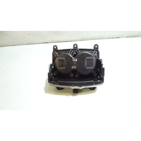 UCHWYT NA KUBEK AUDI A6 C7  4G0862534