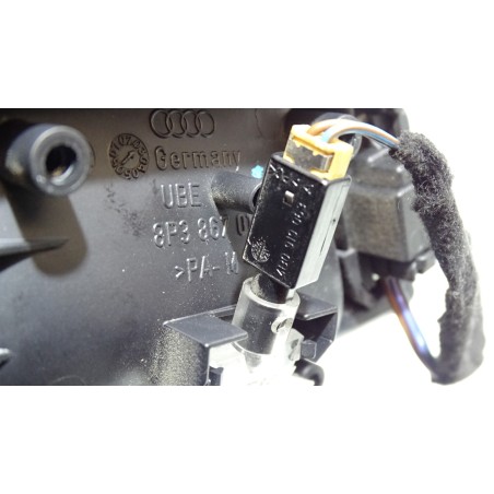 KLAMKA LEWA PRZEDNIA WEWNĘTRZNA AUDI  A3 8P 2.0TDI 8P3867019A