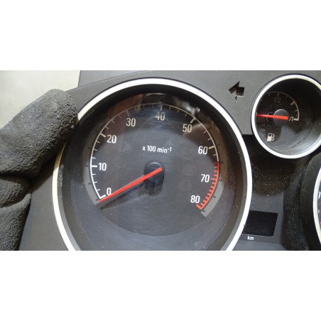 LICZNIK OPEL ASTRA H 1.9CDTI 13172010RA