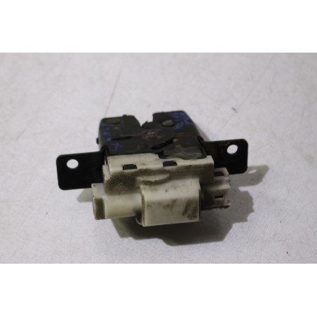 ZAMEK KLAPY BAGAŻNIKA RENAULT SCENIC II 1.5 DCI 8200076240C