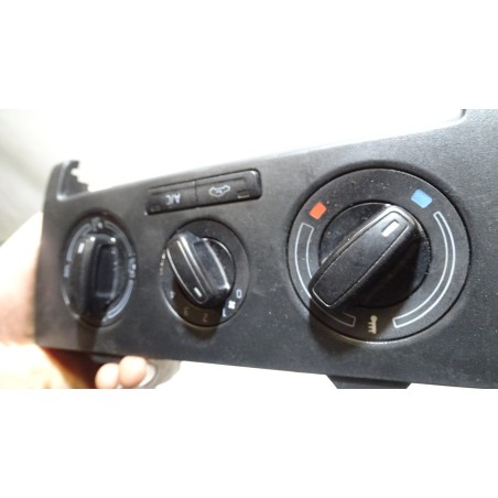 PANEL STEROWANIA NAWIEWU KLIMATYZACJI SKODA RAPID 1.2TSI 5JA820045B