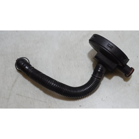 ODMA OLEJU VOLKSWAGEN POLO IV 9N 03C103201D