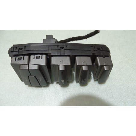 PRZEŁĄCZNIK ŚWIATEŁ PRZECIWMGIELNYCH FIAT BRAVO II 1.6JTD 735424857