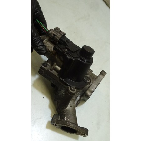 ZAWÓR EGR VOLKSWAGEN PASSAT B6 2.0TDI