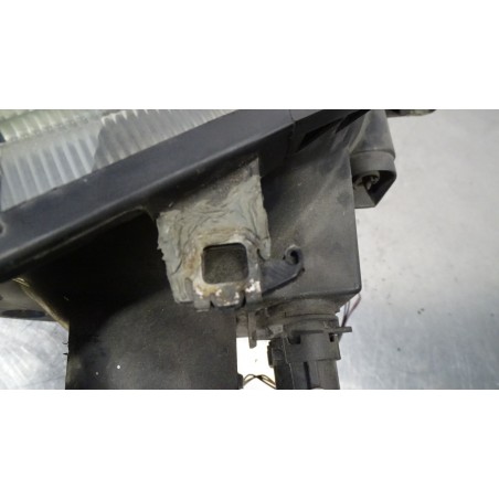 LAMPA LEWA PRZEDNIA RENAULT TRAFIC II 2.0DCI 8200701354