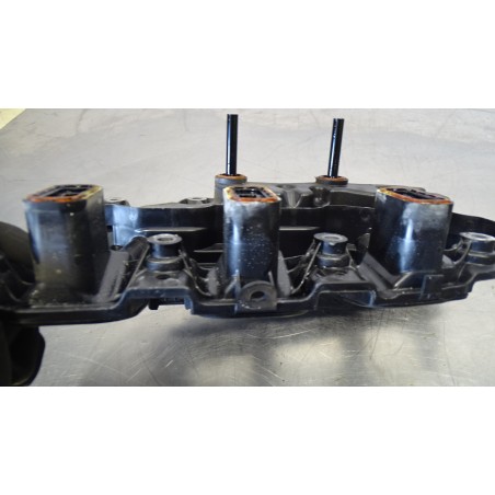 ODMA OLEJU RENAULT TRAFIC II 2.0DCI 8200924262