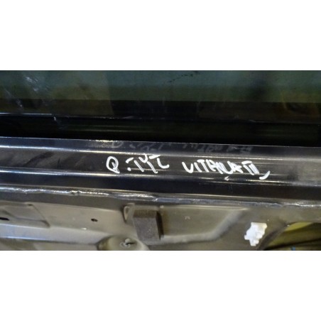 DRZWI PRAWY TYŁ SUZUKI GRAND VITARA II 1.9DDiS  ZJ3