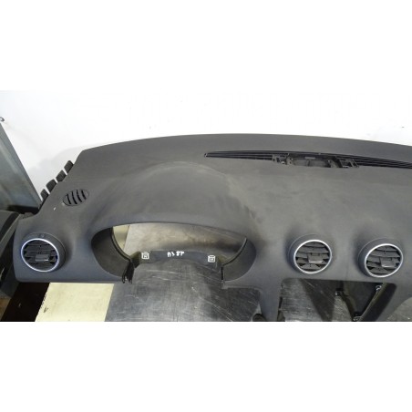 DESKA ROZDZIELCZA AUDI A3 8P 2.0TDI 