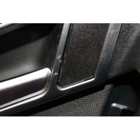 BOCZEK DRZWI LEWY TYLNY AUDI A6 C6 4F0867305