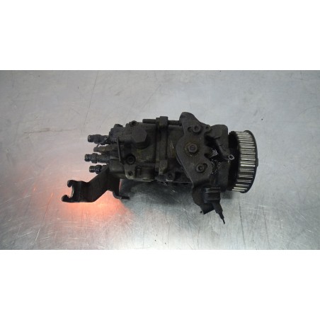 POMPA WTRYSKOWA VOLKSWAGEN T4 2.4 074130108S