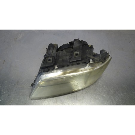 LAMPA LEWA PRZEDNIA AUDI A6 C5 15592900