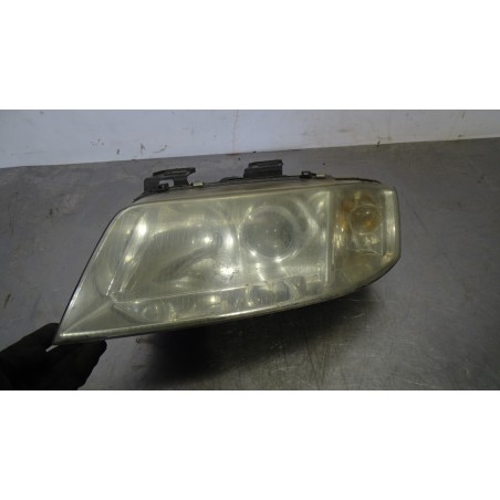 LAMPA LEWA PRZEDNIA AUDI A6 C5 15592900