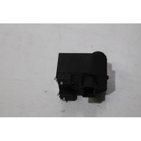 PRZEŁĄCZNIK REGULACJI LUSTEREK AUDI A3 8L 8D0959565A