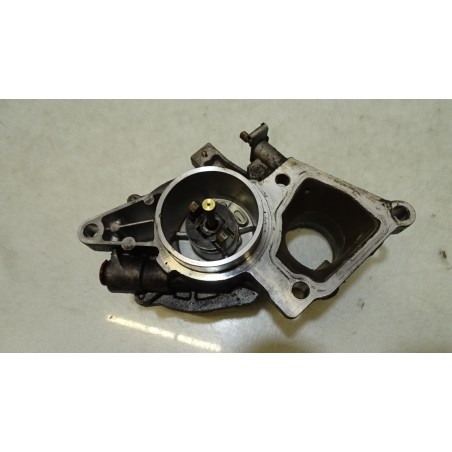 VACUM POMPA FORD MONDEO MK3 2.0TDCI 72245410C