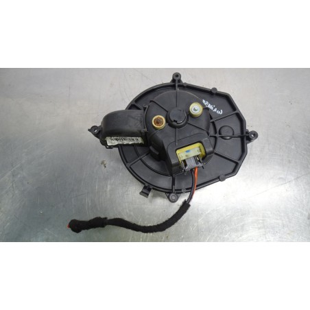 WENTYLATOR NAWIEWU CITROEN BERLINGO II 1.6HDI 5G6928100