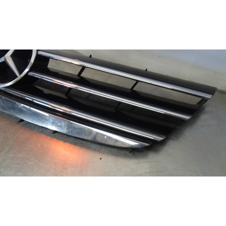 GRILL ATRAPA MERCEDES W169 1698800983