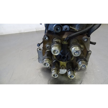 POMPA WTRYSKOWA AUDI A6 C5 2.5TDI 059130106J