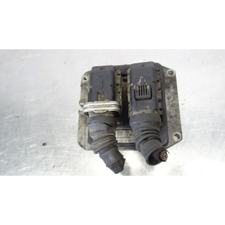 KOMPUTER SILNIKA OPEL ZAFIRA A 1.8 90582539