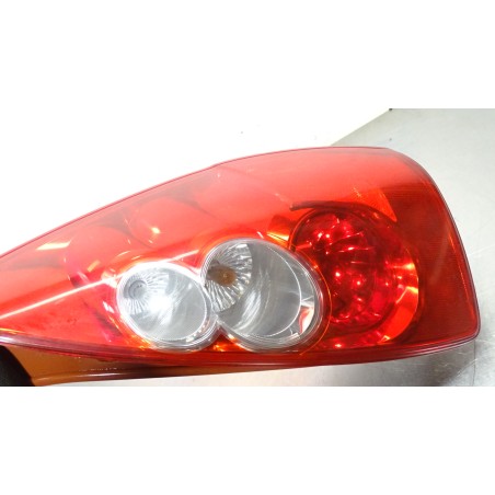 LAMPA PRAWA TYLNA MAZDA 5 I 2.0 