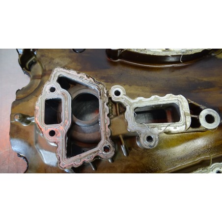 OSŁONA ROZRZĄDU POMPA OLEJU OPEL CORSA D 1.0