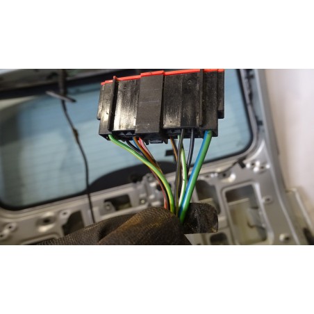 KLAPA TYŁ BAGAŻNIKA FORD C-MAX LIFT 2.0  03