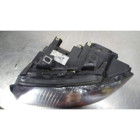 LAMPA LEWA PRZEDNIA AUDI A4 B6 1.9 