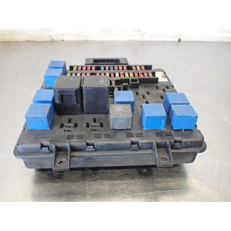 SKRZYNKA BEZPIECZNIKÓW RENAULT MIDLUM 4.1 5010293757J