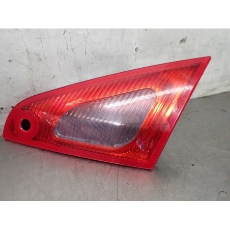 LAMPA PRAWA TYLNA W KLAPIE MITSUBISHI COLT CZ3 1.3 MN105622