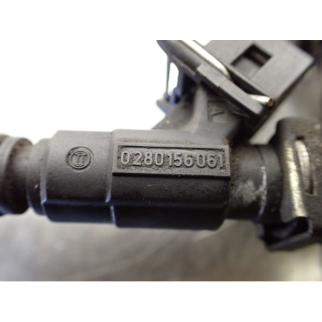 LISTWA WTRYSKOWA SKODA OCTAVIA I 1.8T 06A133681    0280156061
