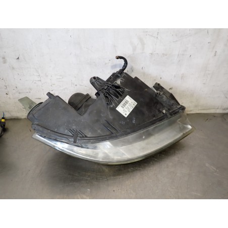 LAMPA LEWA PRZEDNIA VOLKSWAGEN PASSAT B5 FL 1.9 3B0941015AN