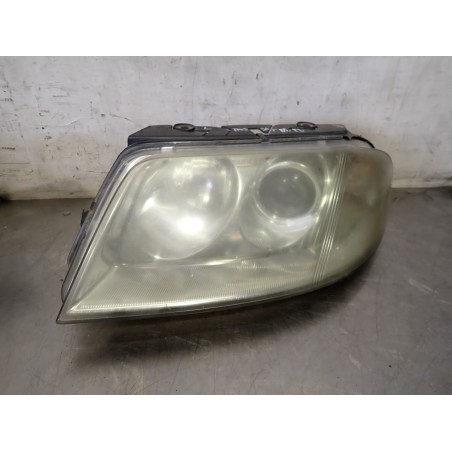 LAMPA LEWA PRZEDNIA VOLKSWAGEN PASSAT B5 FL 1.9 3B0941015AN