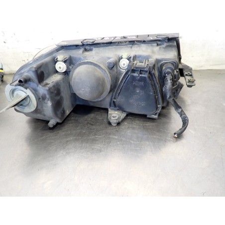 LAMPA LEWA PRZEDNIA VOLKSWAGEN PASSAT B5 FL 1.9 3B0941015AN