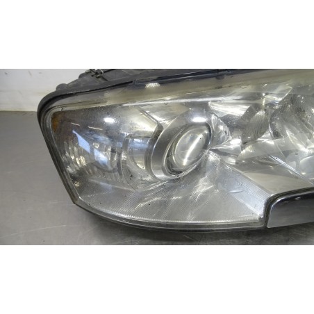 LAMPA PRAWA PRZEDNIA XENON SKODA SUPERB I 1.9TDI