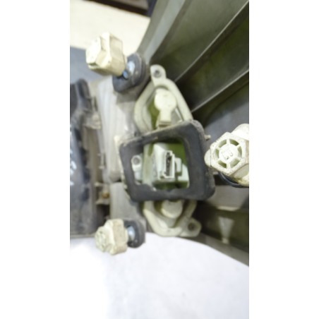 LAMPA LEWA TYLNA W KLAPIE OPEL VECTRA C 