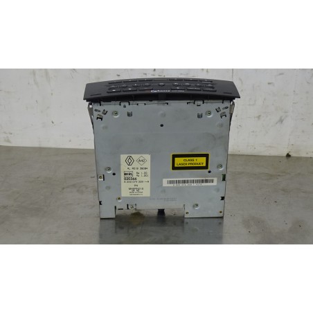 RADIO RENAULT  MEGANE 2.0 8200074339