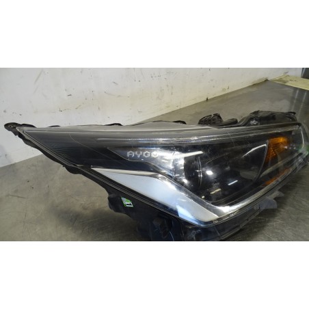 GP - LAMPA PRAWA PRZEDNIA TOYOTA AYGO II LIFT 