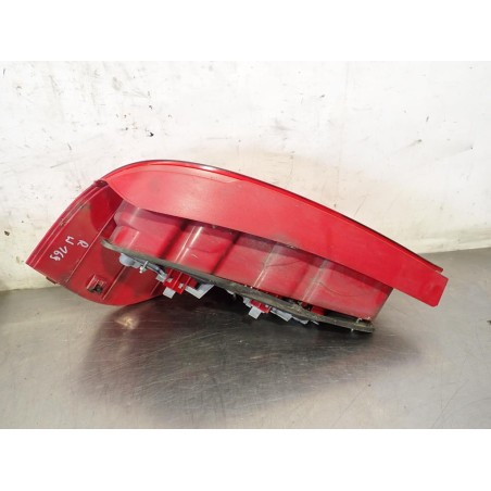 LAMPA PRAWA TYLNA MERCEDES W169 A160 A1698200464R