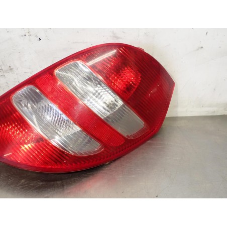 LAMPA PRAWA TYLNA MERCEDES W169 A160 A1698200464R