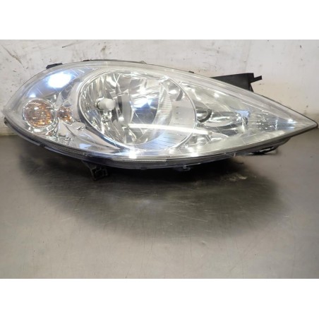 LAMPA PRAWA PRZEDNIA MERCEDES W169 A200 A1698200261