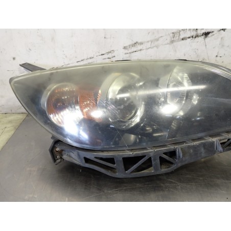 LAMPA PRAWA PRZEDNIA MAZDA 3 1.6 