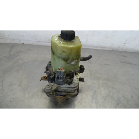 POMPA WSPOMAGANIA FORD FOCUS MK2 1.6TDCI 4M513K514CB