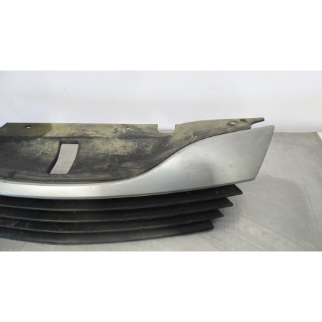 GRILL ATRAPA RENAULT LAGUNA II 1.8  8200390126